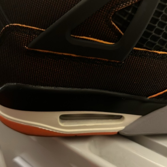 SALE! Jordan 4 retro starfish - Picture 7 of 11